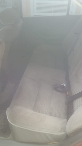 Peugeot / 405