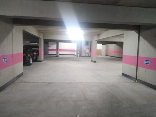 Estacionamientos Excelente Ubicación Cerca De Todo