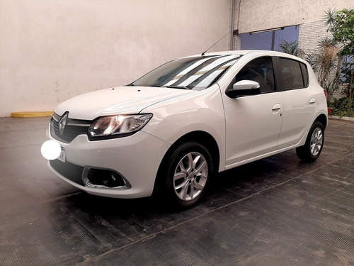 Imagen 1 de 11 de Renault Sandero 1.6 Privilege
