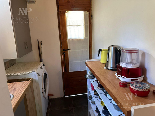 Venta De Casa 210 M2 En 1123 M2 Terreno - Villa La Angostura