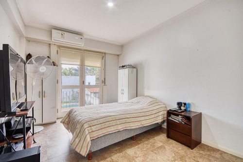 Imagen 29 de 30 de Impecable Casa En Venta Con 4 Dormitorios Mas Dependencia! Jardin Pileta Y Parrilla!