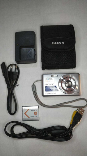 Imagem 1 de 3 de Câmera Fotográfica Sony Dsc-w520 Semi Nova