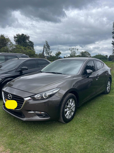 Mazda 3 2.0 Touring