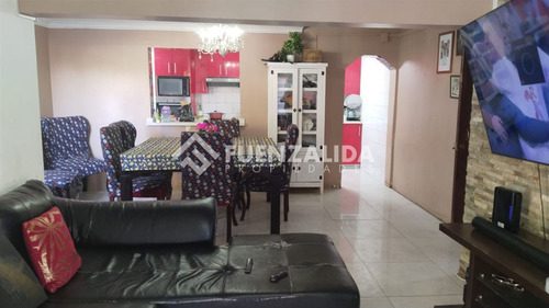 Venta Casa La Cisterna De 5 Dormi 3 Baños 2 Local Comercial