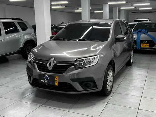 Renault Logan 1.6 Expression / Life +