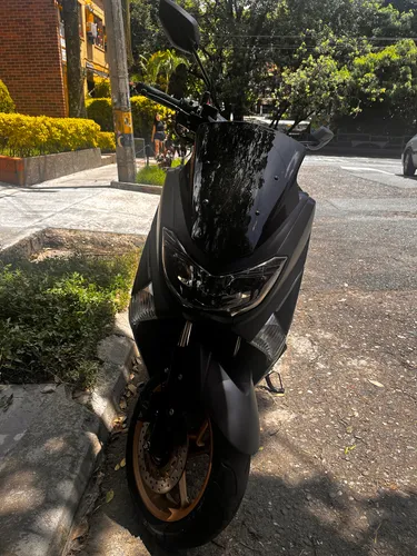 Nmax 155 Negro Mate