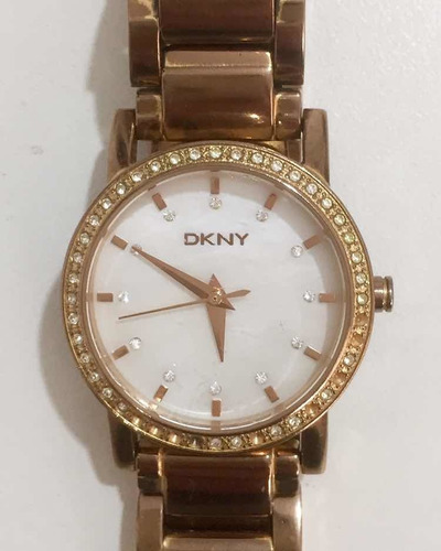 Reloj Dkny Clásico Mujer Dorado