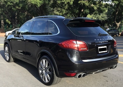 Porsche Cayenne Turbo 4.8 V8 Malek Fara