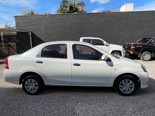 Toyota Etios 1.5 Sedan X l18