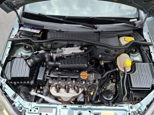 Chevrolet Corsa 1.8 MPFI SEDAN 8V GASOLINA 4P MANUAL