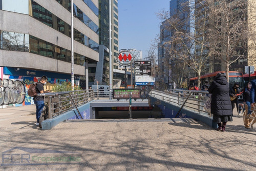 Imagen 11 de 12 de Oficina 1 Privado + Recepción (metro Pedro De Valdivia)