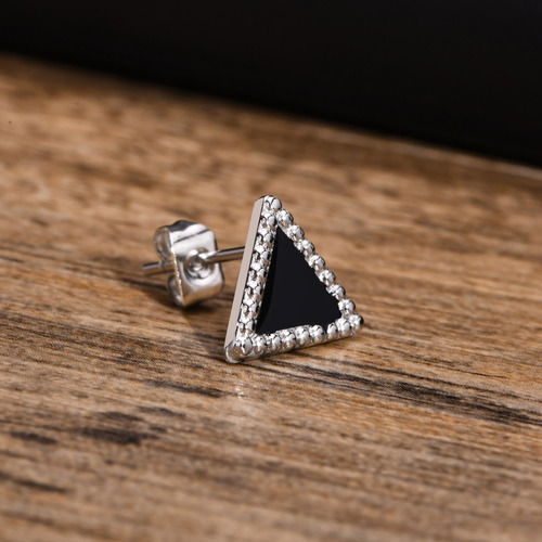 Pendiente Arete Acero Inoxidable Triangulo Negro Unisex