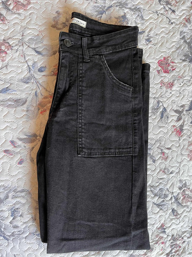 Pantalón Marca Foster