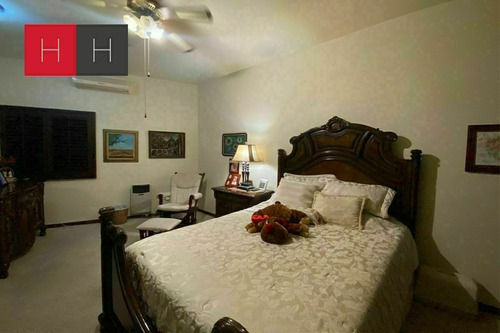 Casa En Venta Jardines Del Paseo Al Sur De Monterrey