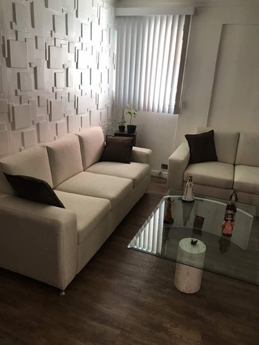 Imagen 5 de 10 de Servicio De Tapiceria Y Fabrica De Muebles Decoraciones Nai