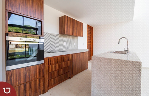 Imagen 3 de 15 de Moderna Casa A La Venta Cerca De Residencial Monte Magno, Xa