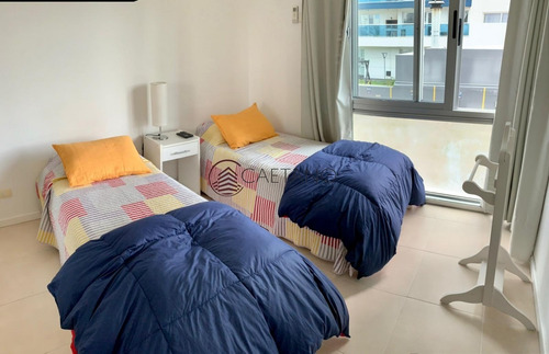 Comodo Apartamento De 3 Dormitorios En Torre De Nivel!- Ref: 2685