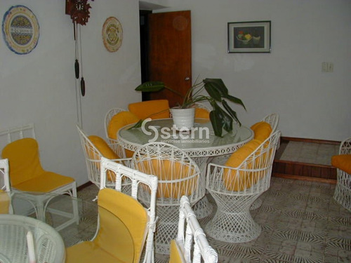 Venta Casa 4 Dormitorios, Lugano, Punta Del Este- Ref: 1896