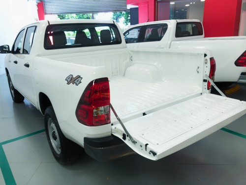 Toyota Hilux 4x4 Dc Dx 2.4 Tdi 6 Mt My21