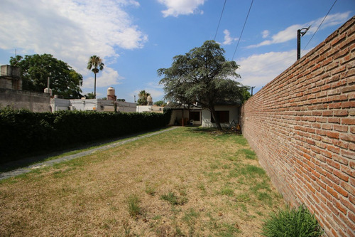 Increíble Casa A Refaccionar O Lote. Hurlingham