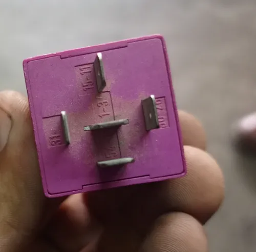Rele Bomba Gasolina Ford Morado 5 Patas Original (Usado)
