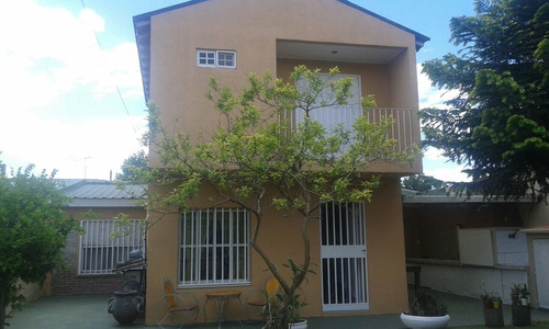 Venta Casa Con Departamento Los Troncos