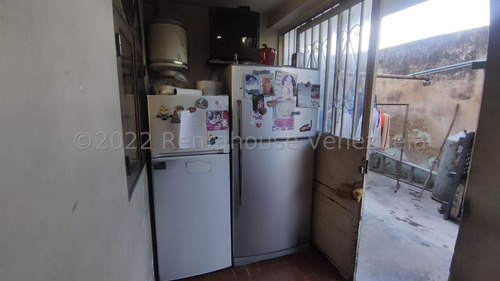 Imagen 7 de 17 de Casa En Venta En Zona Centro De Turmero Aragua 22-26059 Irrr