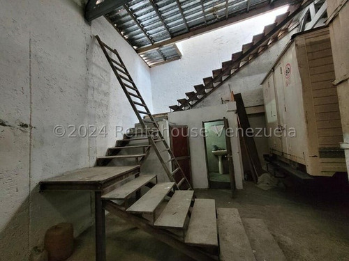 Galpón En Venta Urb.prado De Maria , Caracas.25-947 Yf