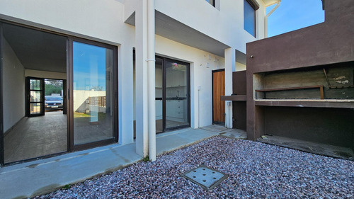 Venta Casa Shangrila Tres Dormitorios