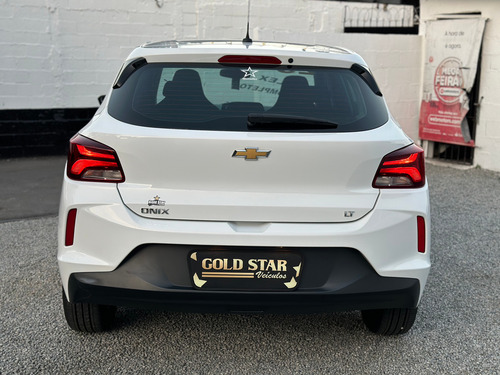 Chevrolet Onix ONIX HATCH LT 1.0 12V FLEX 5P MEC.