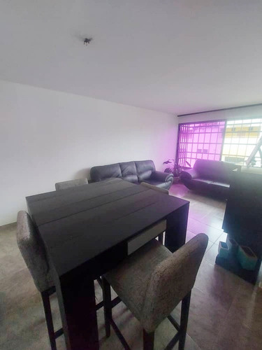 Imagen 4 de 13 de Apartamento En Venta En Res. Brisazul