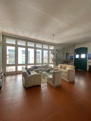 Casa En Casco Historico De San Isidro