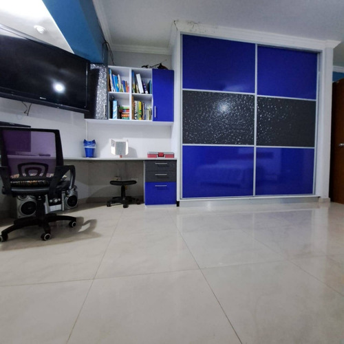 Imagen 19 de 30 de Se Alquila Imponente Penthouse En La Urbanizacion La Trigaleña, Pozo Y Planta 165897 Andres Peña