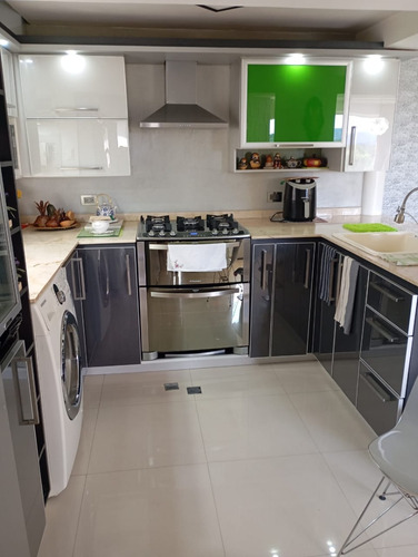 Venta Apartamento Moderno Amoblado Resid. San Francisco, San Diego