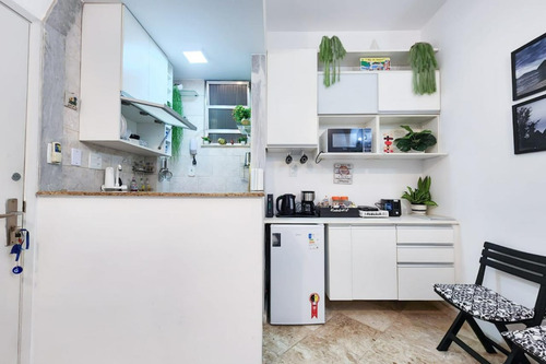 Vendo Rápido! 1 Quarto No Flamengo Ótima Localização Sem Iptu