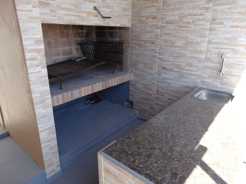Imagen 29 de 30 de Apartamento En Venta Sobre Rbla. Con Vistas Al Mar, 3 Dormitorios, Parrillero De Uso Esclusivo Y Servicio 2 Garajes