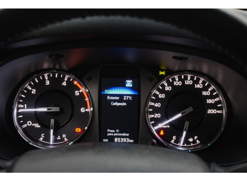 Toyota Hilux 2.8 D-4D TURBO DIESEL CD SR 4X4 AUTOMÁTICO