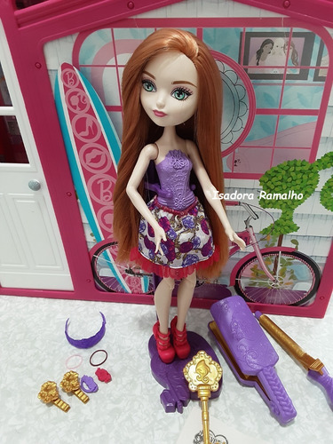 Boneca Ever After High - Holly O'hair- Penteados Mágicos (Usado)