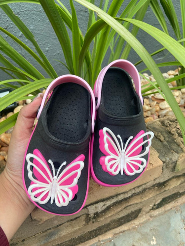 Sandália Infantil Borboleta Sobreposta Babuche Para Meninas