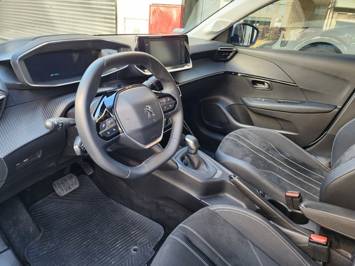 Peugeot 208 1.6 Allure Tiptronic