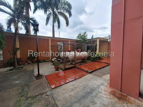 Marcos Gonzalez Vende Cómodo Apartamento Zona Oeste Barquisimeto Lara #25-20448