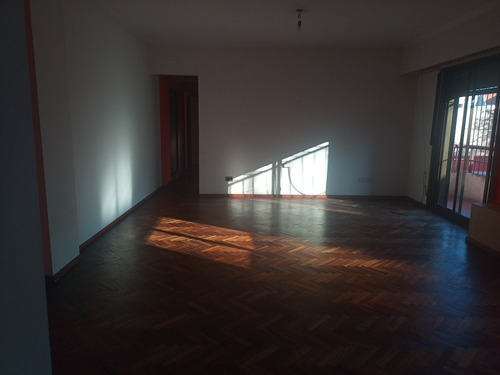 Imagen 15 de 21 de Departamento En Alquiler En Banfield