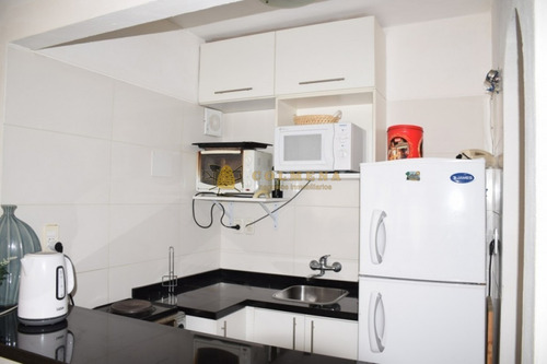 Apartamento De 1 Dormitorio Y Medio En Peninsula! Consulte- Ref: 2119