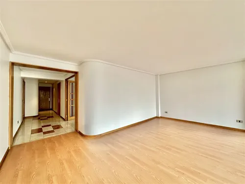 Departamento En Arriendo De 3 Dorm. En Las Condes
