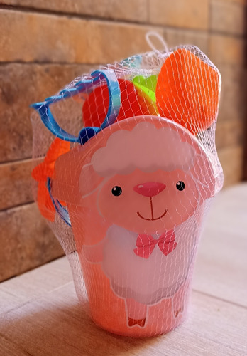 Imagen 4 de 5 de Set Balde De Playa Para Niños