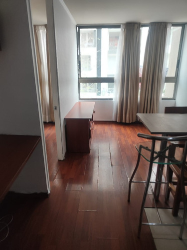 Departamento / San Isidro / Marín / 1 Dorm / Estacionamiento