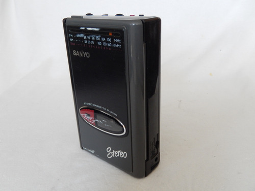 Sanyo M-gr63 Reproductor De Cassettes Am-fm Walkman Negro (Usado)