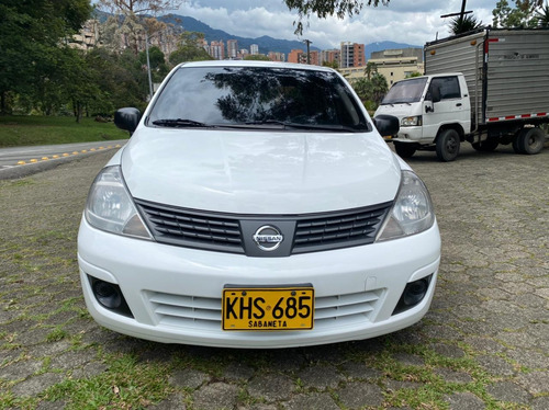 Nissan Tiida 2012 1.8 Miio