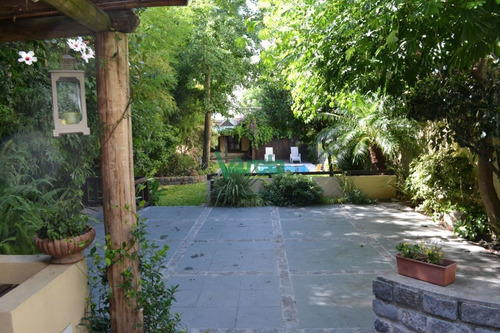 Imagen 2 de 13 de Venta Casa Pocitos, 4 Dorm, 5 Baños, Gge Y Fondo - Montevideo Pocitos