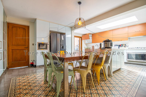 Excelente Casa Exclusivo Condominio Lo Curro
